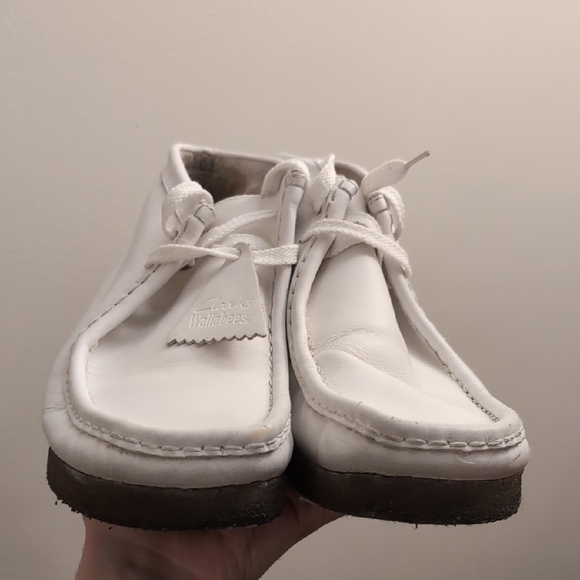 Clarks Wallabees White Leather High Top - Picture 2 of 10